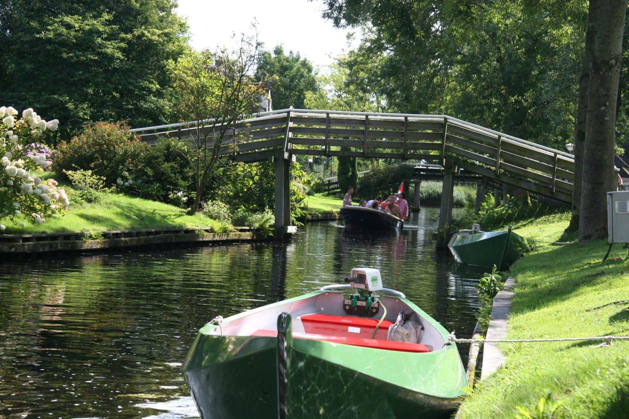 Hotel De Harmonie Giethoorn Luaran gambar