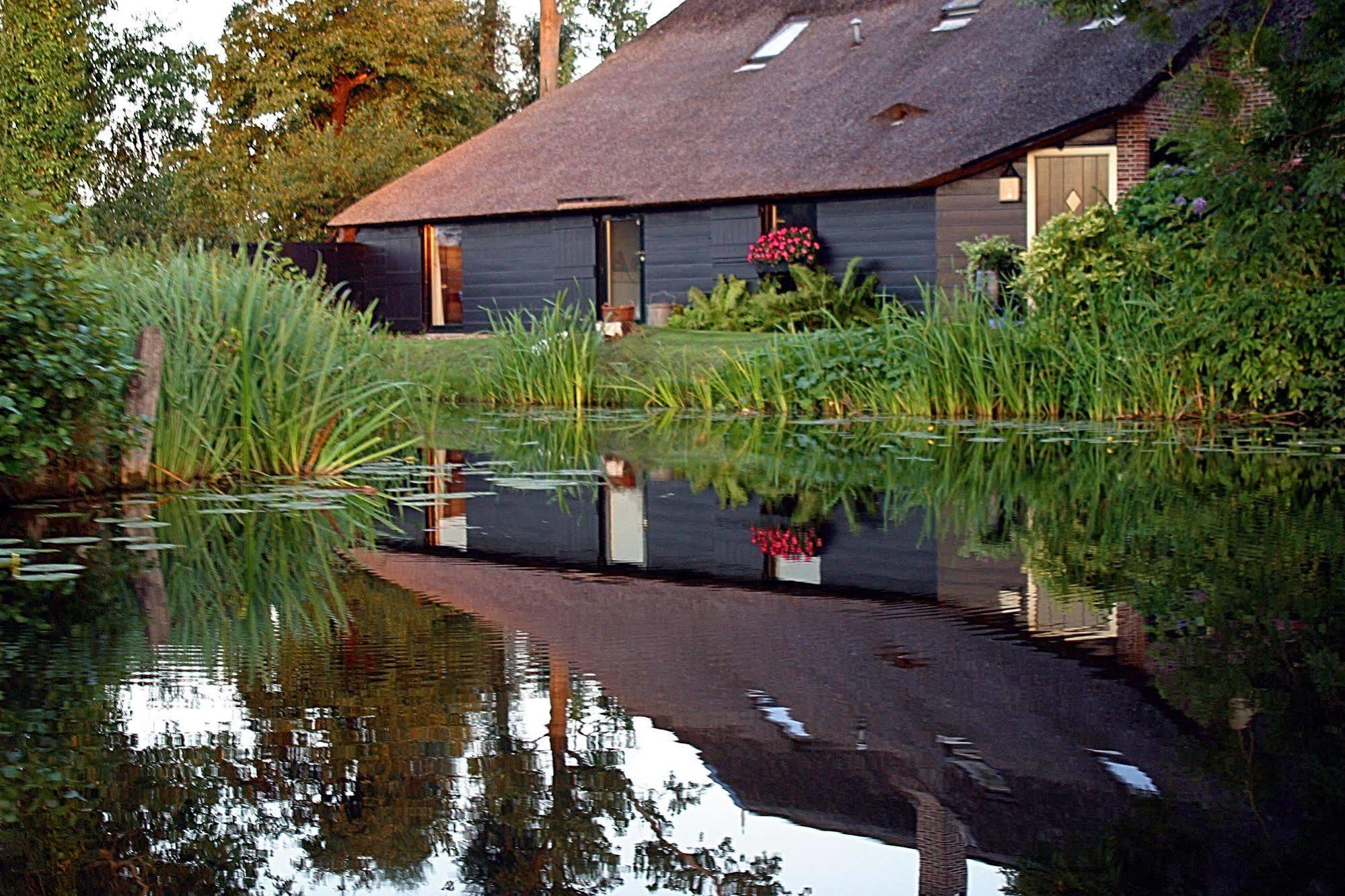 Hotel De Harmonie Giethoorn Luaran gambar